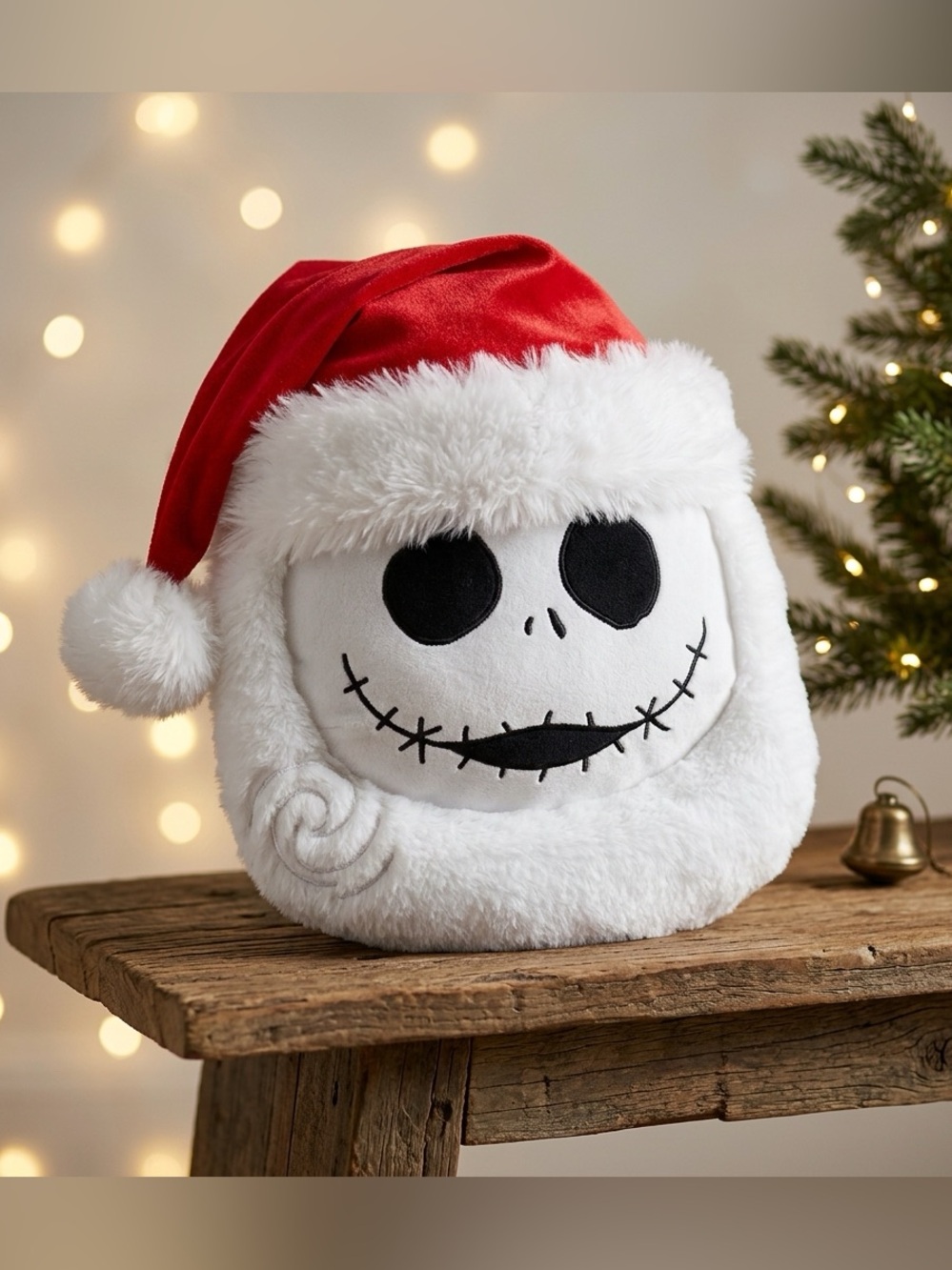 Santa Jack Skellington Figural Lage Pillow 14" – The Nightmare Before Christmas